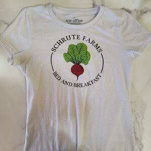 The Office womens juniors small dwight Schrute Farms Bed & Breakfast tee shirt
